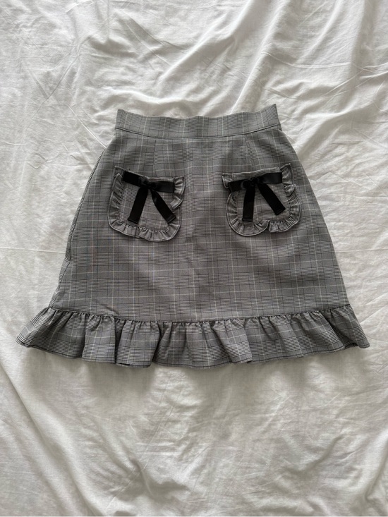 Ank Rouge Dresses & Skirts - Gray Plaid Ruffle Hem Skirt with Pocket Bows